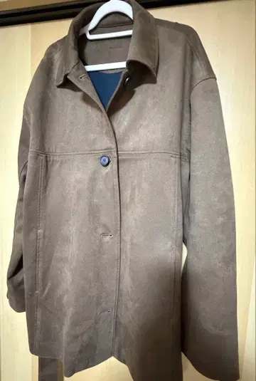 미라 오웬 스탠다드 칼라 스웨이드 블루종