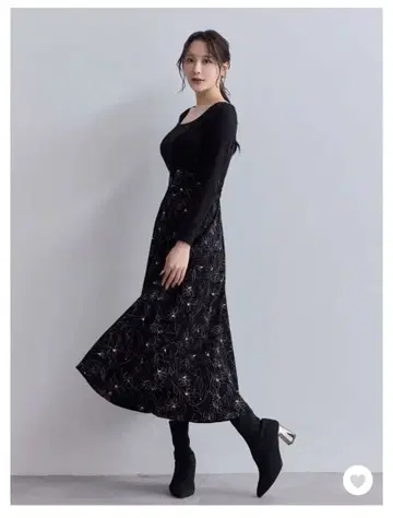 overE 플라워 도킹 원피스 25AW: 블랙 102 사이즈