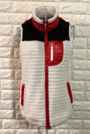 새상품급 아다바트 베스트 M 사이즈 보아