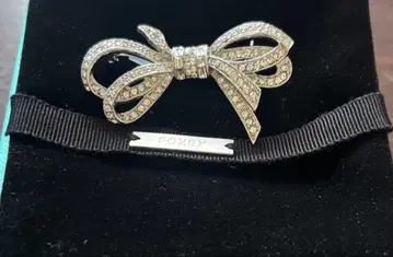 FOXEY 리본 브로치 실버 기간 한정 판매점 증거 참조