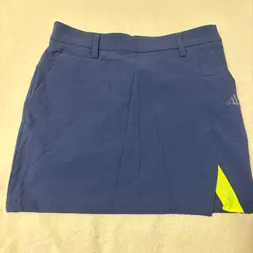 adidas 스커트 (L)