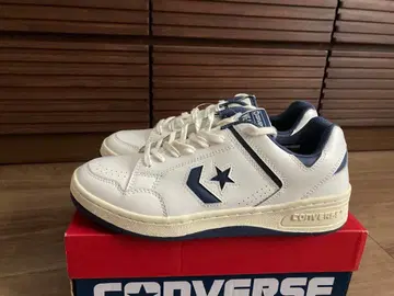 마지막 한 켤레 가격 인하 특가 컨버스 천연 가죽 신발 스니커즈 26cm