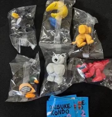 DAISUKE KONDO 아트 컬렉션 마스코트 피규어 2종 (총 6개)