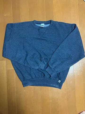 러셀 애슬레틱 M 사이즈 맨투맨 다크 그레이