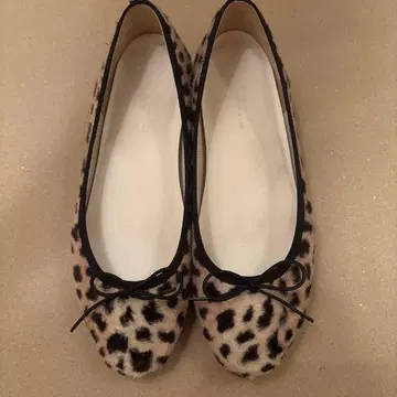 레오파드 무늬 플랫슈즈 24.5cm 그린 라벨 릴랙싱