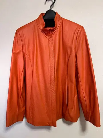 오렌지 가죽 스탠드 카라 자켓