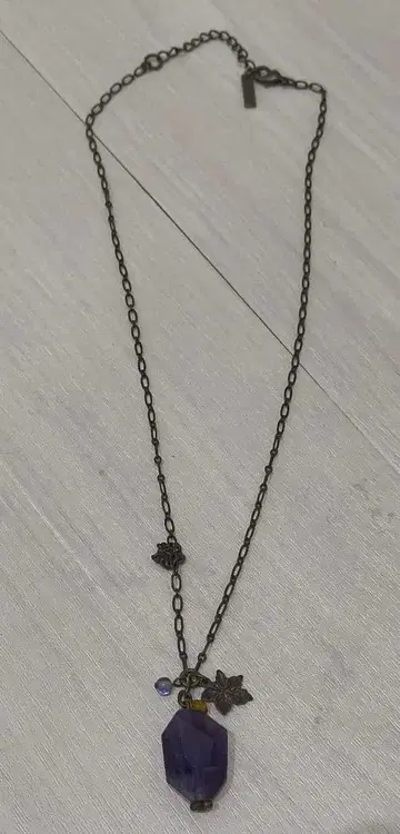 안나수이 목걸이 자수정 새상품급