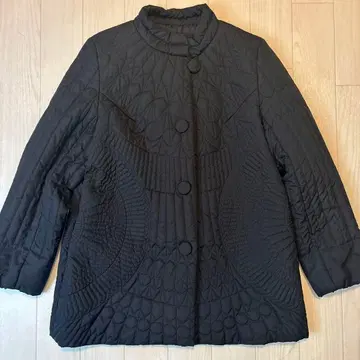 글릿젠 퀼팅 자켓 블랙