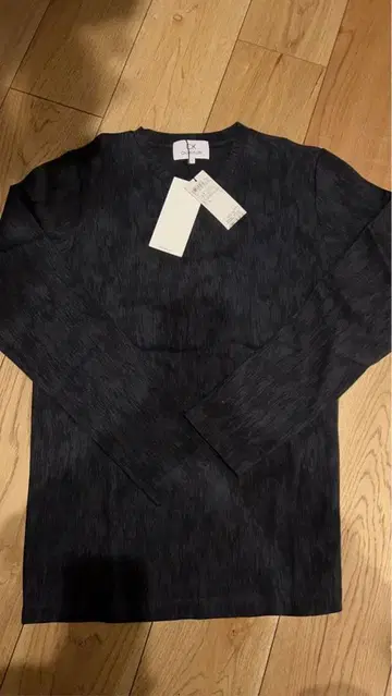 캘빈클라인 V넥 티셔츠