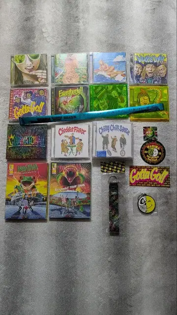 중고 새상품급 WANIMA 와니마 CD DVD 세트 증정품 포함