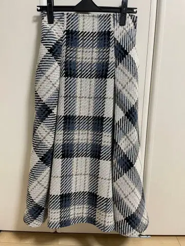 SNIDEL 로빙 체크 미디 스커트