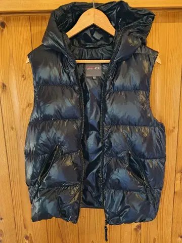 DUVETICA 후드 부착 다운 베스트 46 네이비