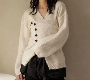 [ 2개 세트 ] 니트 버튼 뷔스티에 & 가디건 세트