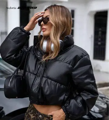 블랙 크롭 다운 자켓