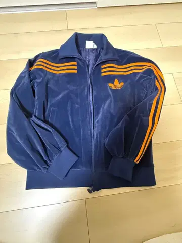 adidas 네이비 x 오렌지 벨로아 자켓