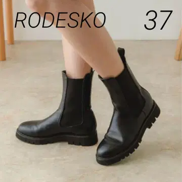 새상품급 로데스코 3.5cm 탱크 밑창 사이드 고어 부츠 블랙