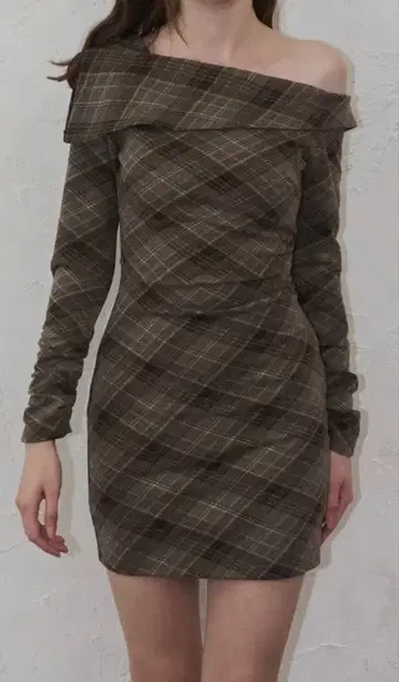 ONE-SHOULDER CHECK MINI OP