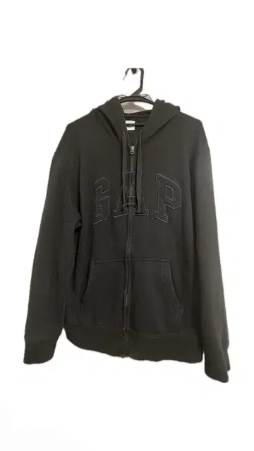 GAP 블랙 후드티 후드 부착