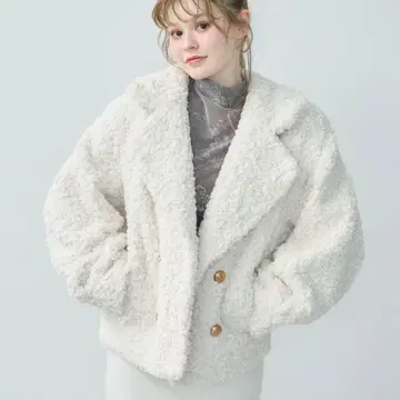 titty&co 보아 테디 코트 아이보리