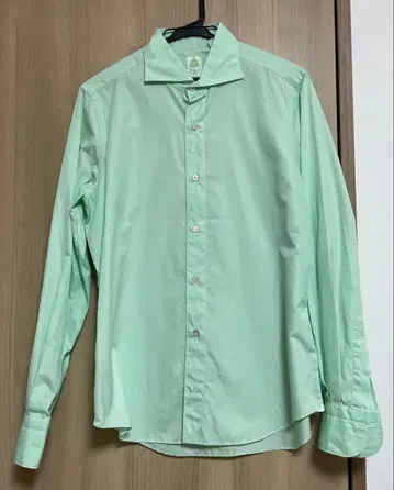 피나모레 긴팔 셔츠