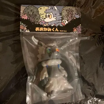 오오카미군 소프트 비닐 패미컴