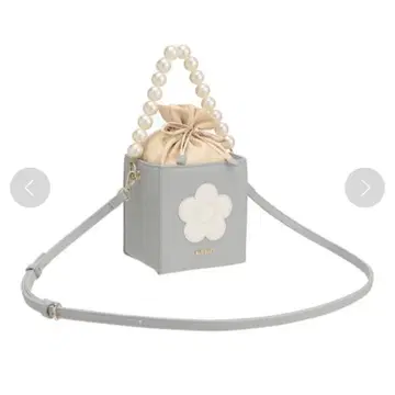 MARY QUANT 펄 데코레이션 숄더