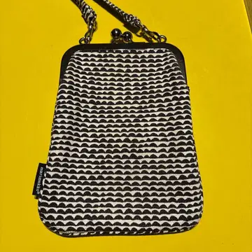 마리메꼬 가마구치 미니백