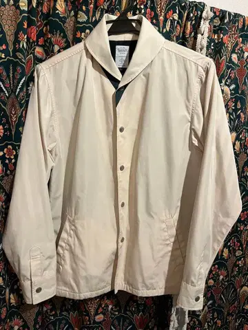 [ 멋내기용 ] 나일론 자켓 아이보리/그린 체크 무늬. 새상품급입니다.