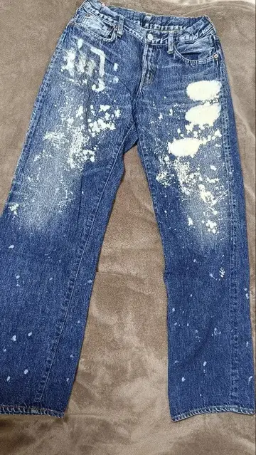 데님앤던거리 페인트 데님