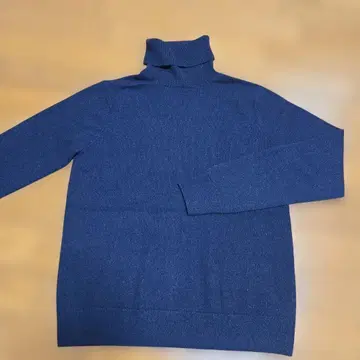 UNIQLO 네이비 캐시미어 터틀넥 M