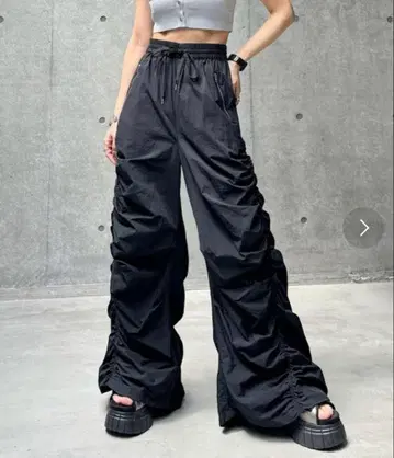 페이지 보이 슈퍼 볼륨 개더 카고 팬츠
