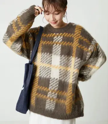 빅 실루엣 체크 니트 풀오버