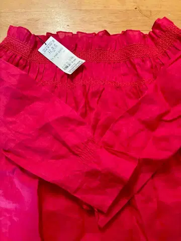 23구 빨간색 긴팔 블라우스 사이즈 40