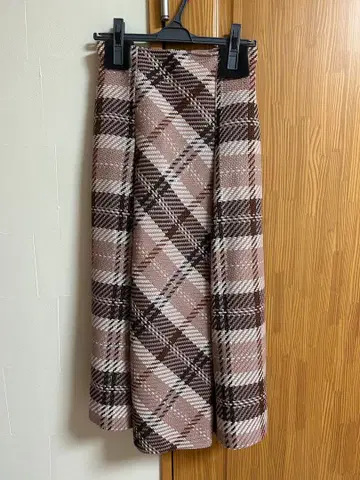 로빙 체크 스커트 snidel