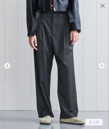 H BEAUTY&YOUTH 스트라이프 턱 팬츠 그레이