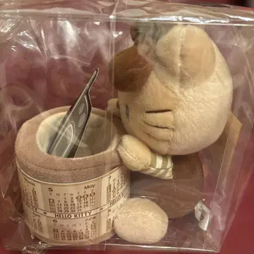 헬로키티 달력 포함 봉제 인형