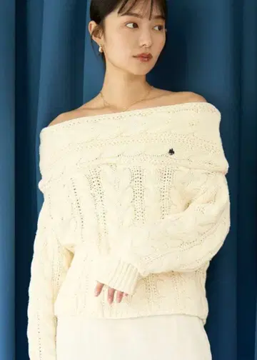 [ POLO BCS 콜라보 ] 케이블 오프숄더 니트 풀오버