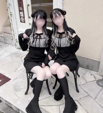 미셸 마카롱 이모짱 콜라보 데콜테 오픈 하운드투스 체크 원피스