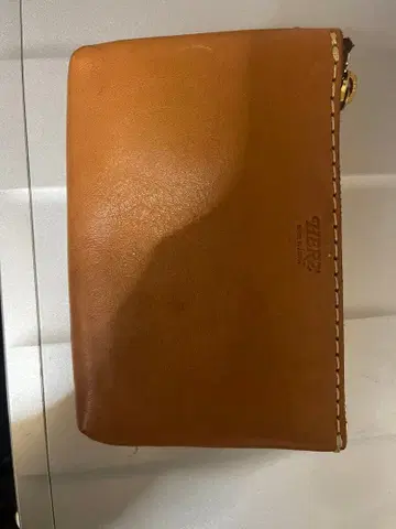 HERS 가죽 클러치백 브라운