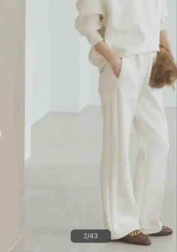 [노블] 본딩 스웨트 팬츠 [ & ] RITA 리타