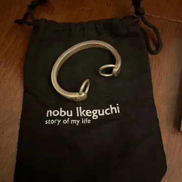 nobu Ikeguchi 실버 뱅글