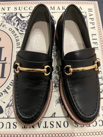 Mazell 트랙 밑창 비트 로퍼