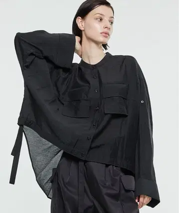 UN3D. 아웃포켓 돌먼 셔츠