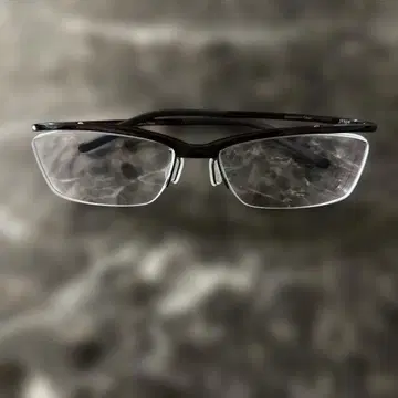 다크 브라운 슬림 프레임 안경