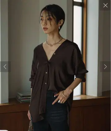 [ Loungedress ] 새틴 바이어스 블라우스 브라운