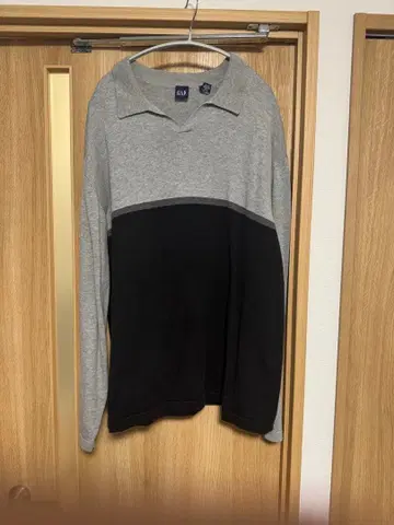 GAP V넥 피케 셔츠