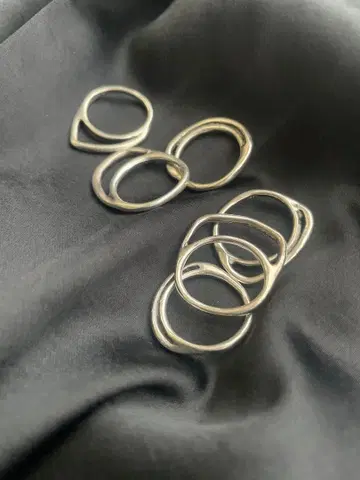 IOSSELIANI 스테디셀러 반지