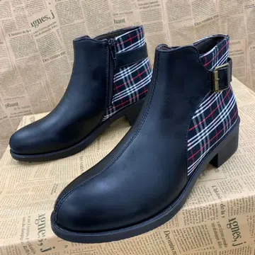 새상품 여성용 M 사이즈 경량 발수 체크 무늬 숏부츠 블랙 9862