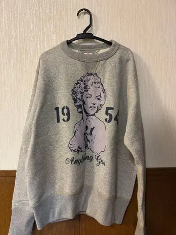 TOYS McCOY 마릴린 몬로 스웨트 셔츠