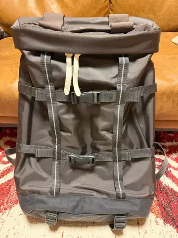 GENERAL RESEARCH 백팩 제너럴 리서치